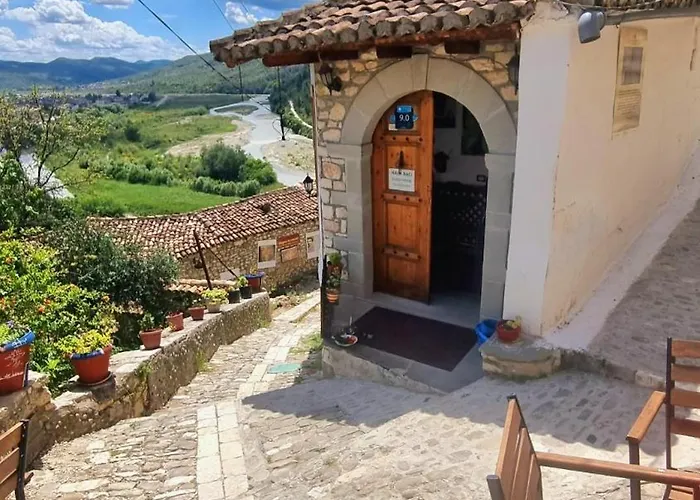 Old Town Hava Baci